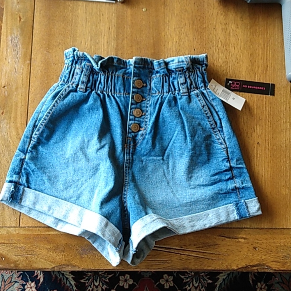 New w/tag Paper bag shorts